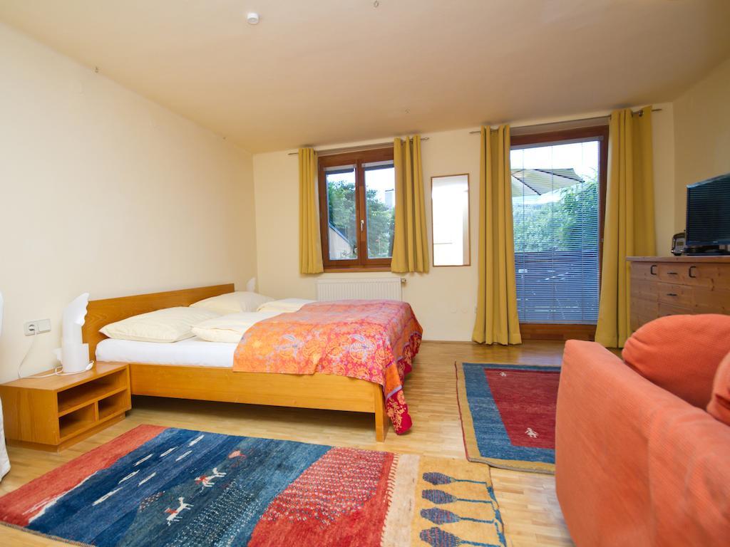 Pension Popotnik Villach Habitación foto